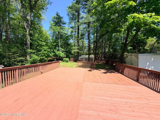 3 Cardinal Road, Holmdel, NJ 07733