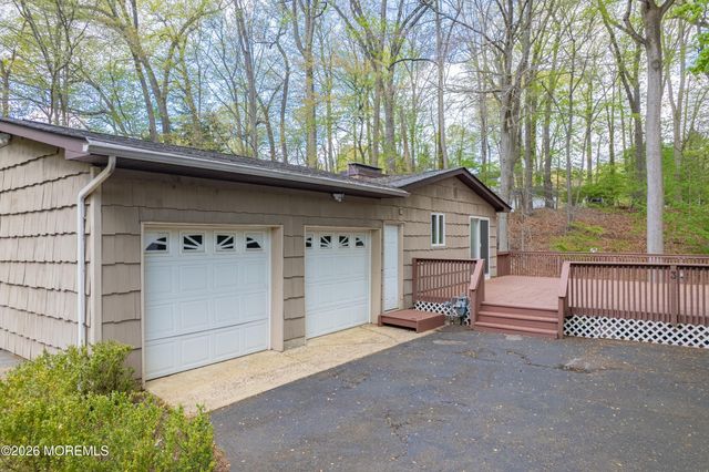 3 Cardinal Road, Holmdel, NJ 07733