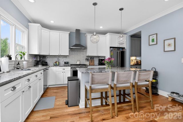 4231 Craig Avenue, Charlotte, NC 28211