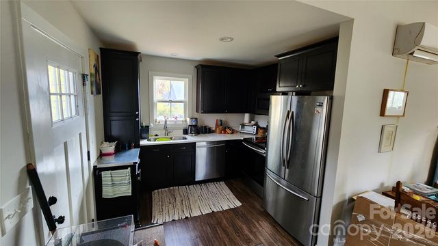 4231 Craig Avenue, Charlotte, NC 28211