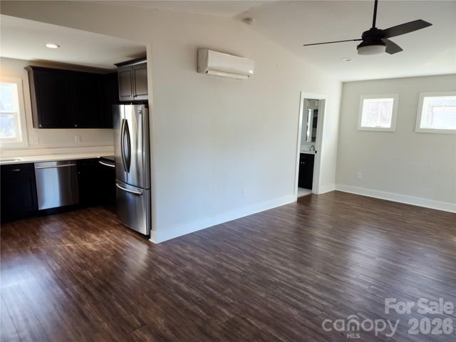 4231 Craig Avenue, Charlotte, NC 28211