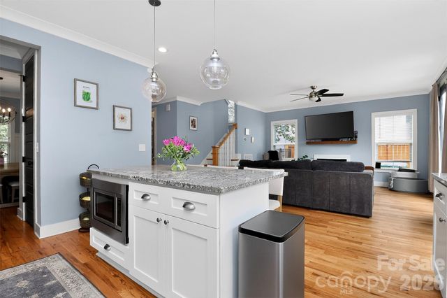 4231 Craig Avenue, Charlotte, NC 28211