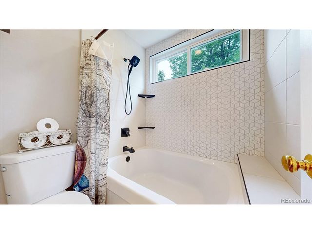 2161 E Phillips Ln, Littleton, CO 80122