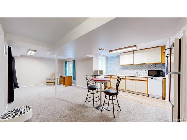 2161 E Phillips Ln, Littleton, CO 80122