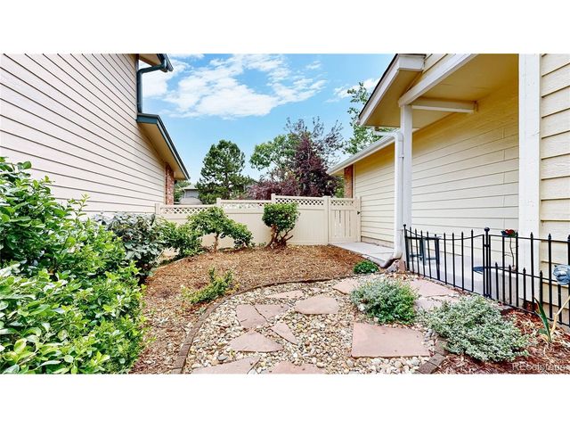 2161 E Phillips Ln, Littleton, CO 80122