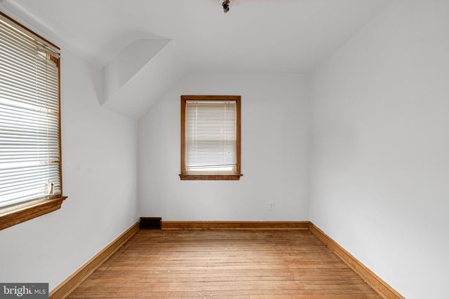 1124 45TH PL SE, Washington, DC 20019