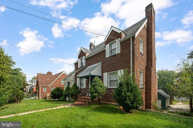 1124 45TH PL SE, Washington, DC 20019