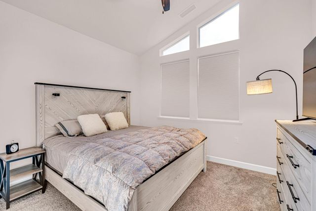 11176 N Via Revenna Drive, Fresno, CA 93730