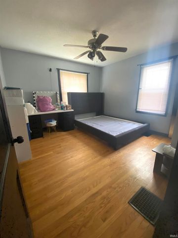 706 11th Street, Tell City, IN 47586