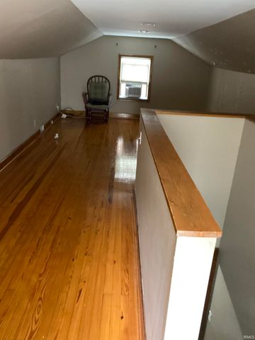 706 11th Street, Tell City, IN 47586