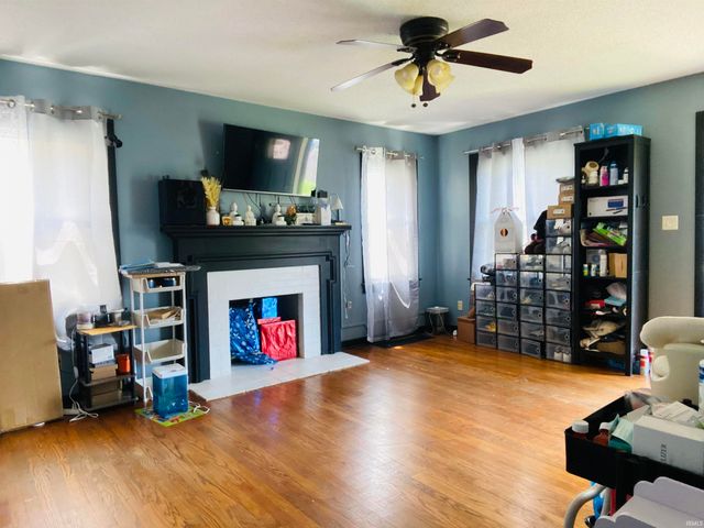 706 11th Street, Tell City, IN 47586