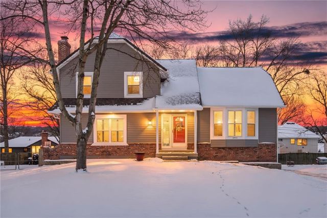 12711 W 101st Street, Lenexa, KS 66215