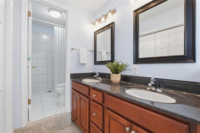 12711 W 101st Street, Lenexa, KS 66215