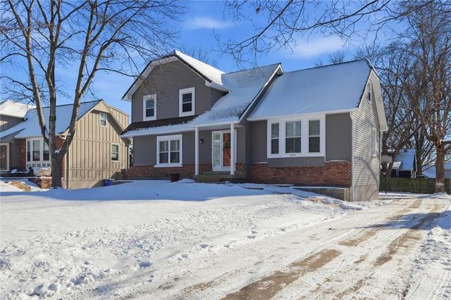 12711 W 101st Street, Lenexa, KS 66215