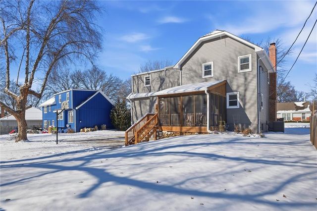 12711 W 101st Street, Lenexa, KS 66215