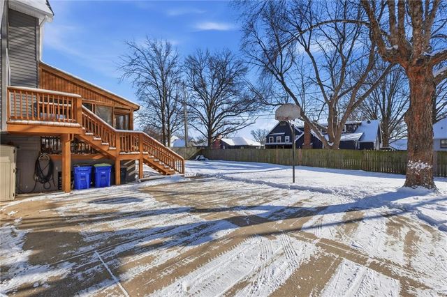 12711 W 101st Street, Lenexa, KS 66215