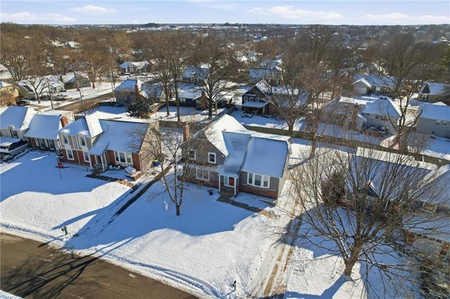 12711 W 101st Street, Lenexa, KS 66215