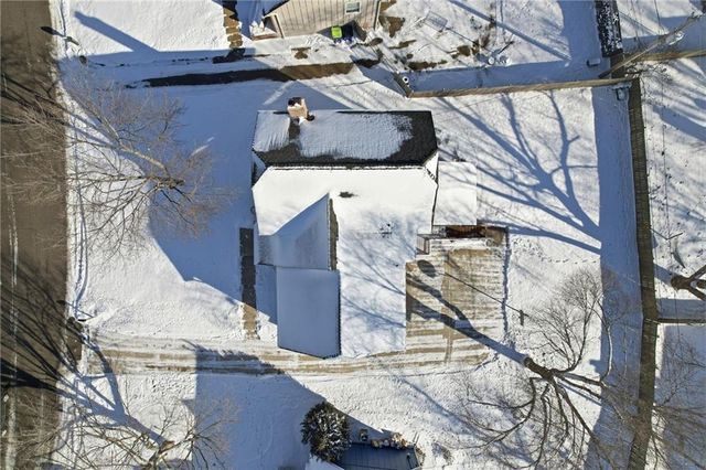 12711 W 101st Street, Lenexa, KS 66215