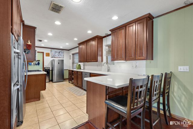 1518 SOUTHWINDS DRIVE, Wichita Falls, TX 76302