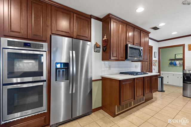 1518 SOUTHWINDS DRIVE, Wichita Falls, TX 76302