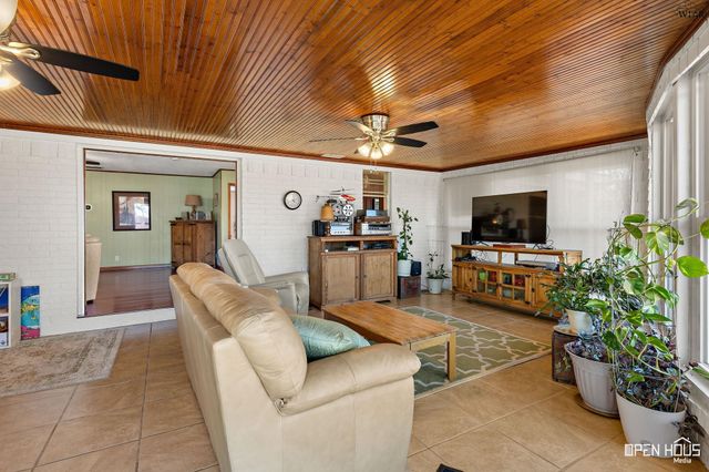 1518 SOUTHWINDS DRIVE, Wichita Falls, TX 76302