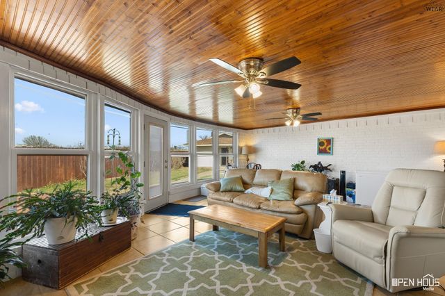 1518 SOUTHWINDS DRIVE, Wichita Falls, TX 76302