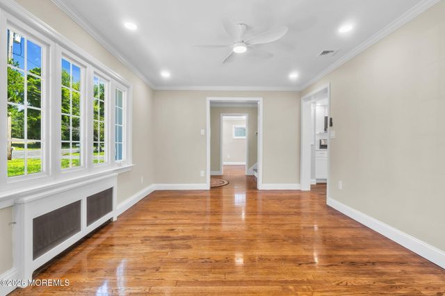 118 State Route 34, Holmdel, NJ 07733