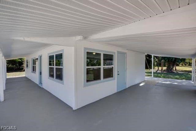 17770 Palm Beach BLVD, Alva, FL 33920