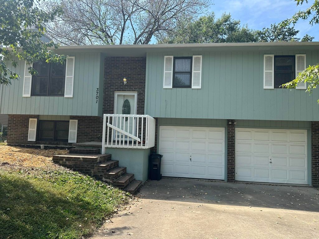 3701 MADERA DR, Columbia, MO 65203