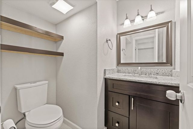 336 Melrose Drive 19D, Richardson, TX 75080