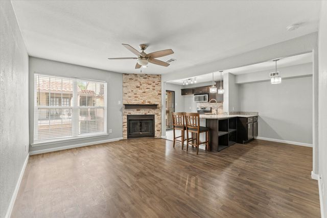 336 Melrose Drive 19D, Richardson, TX 75080