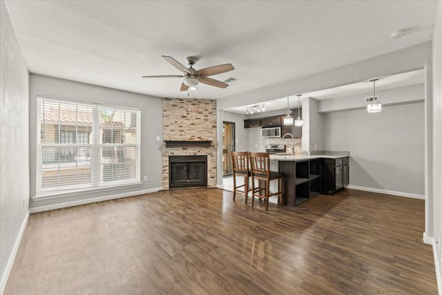 336 Melrose Drive 19D, Richardson, TX 75080