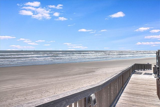 6745 Seacomber Dr 504, Port Aransas, TX 78373