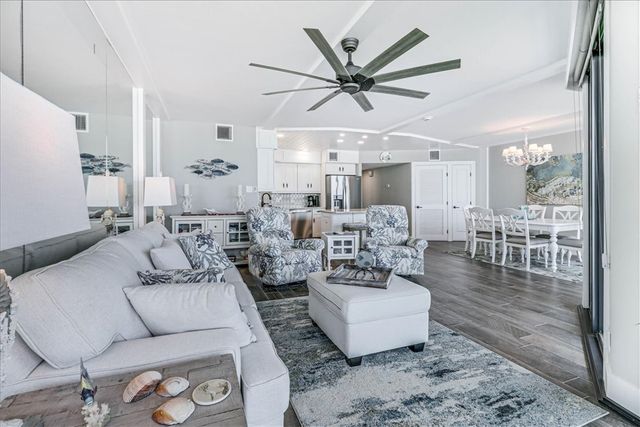 6745 Seacomber Dr 504, Port Aransas, TX 78373