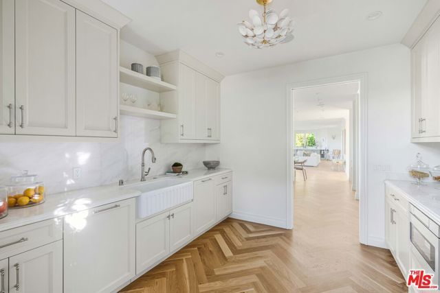 1900 Bel Air Road, Los Angeles, CA 90077