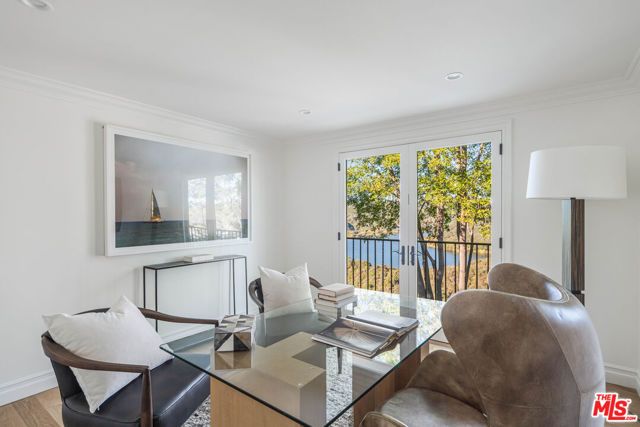 1900 Bel Air Road, Los Angeles, CA 90077