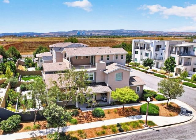 168 Crossover, Irvine, CA 92618