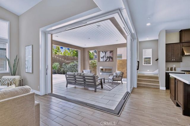 168 Crossover, Irvine, CA 92618