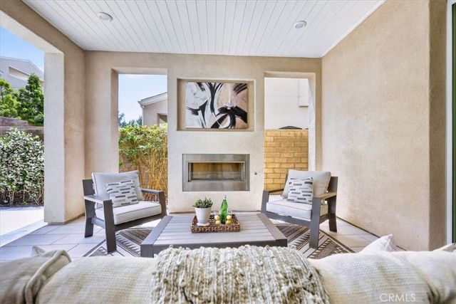 168 Crossover, Irvine, CA 92618