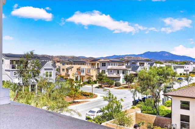 168 Crossover, Irvine, CA 92618