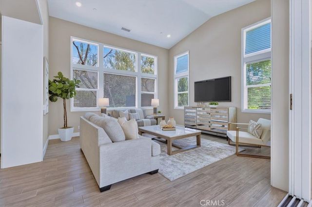 168 Crossover, Irvine, CA 92618