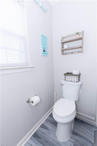 8155 Billings CT, Hayes, VA 23072