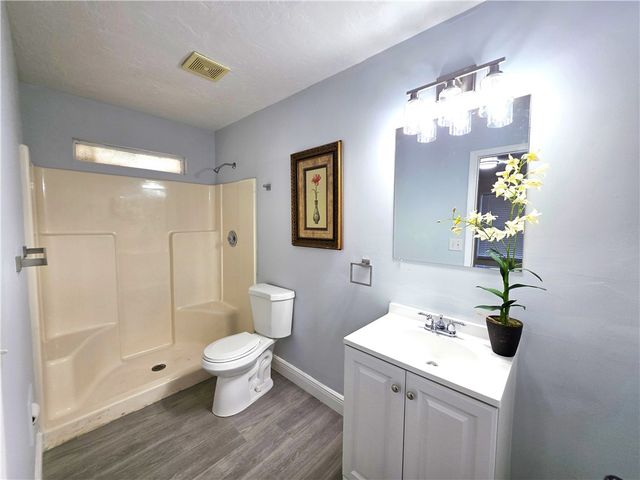 490 13th Lane SW, Vero Beach, FL 32962