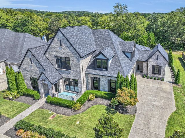 7045 Lanceleaf Dr, College Grove, TN 37046