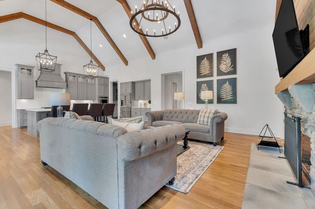 7045 Lanceleaf Dr, College Grove, TN 37046