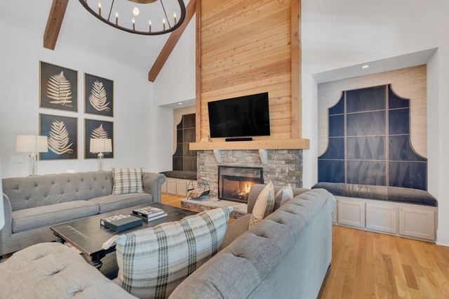 7045 Lanceleaf Dr, College Grove, TN 37046