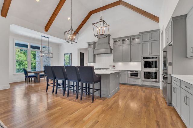 7045 Lanceleaf Dr, College Grove, TN 37046