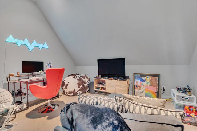 7045 Lanceleaf Dr, College Grove, TN 37046