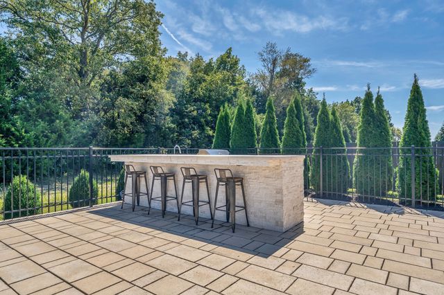 7045 Lanceleaf Dr, College Grove, TN 37046