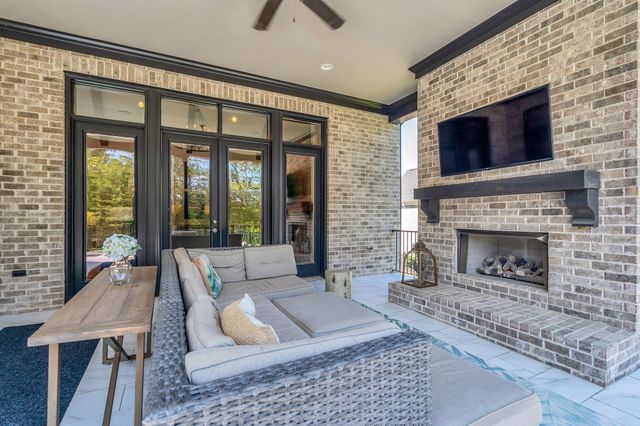 7045 Lanceleaf Dr, College Grove, TN 37046